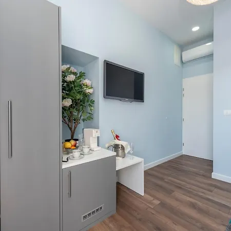 B&a בית הארחה 4*